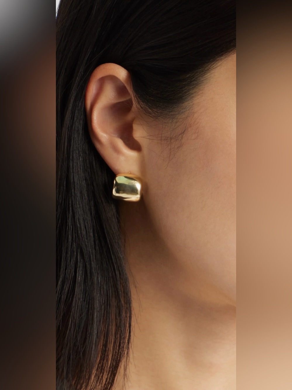 Demi Fine Wide Huggie Hoop Earrings
Nordstrom